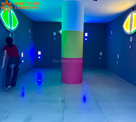 Bom preço Interactivo Lâmpada de Parede Lâmpada de Parede LED O botão Esconde O Olho do Diabo Activar Escape Room Indoor Game on-line