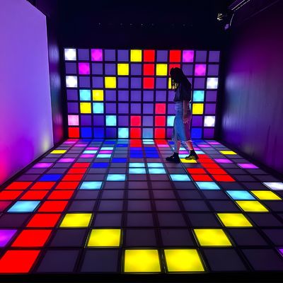 Bom preço Brick Dance Floor Light Interativo LED Floor 30x30cm Jogo ativo para interiores on-line
