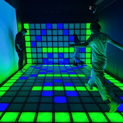 Bom preço Led Grid Light Indoor Led Touch Gaming Floor Megagrid Interactive Game on-line