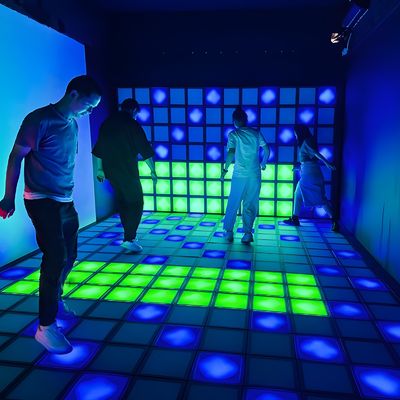 Bom preço Terraço de dança LED Jumping Grid Jogos interativos Super Grid Parede e chão on-line