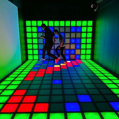 Bom preço Preço de fábrica Super Grid Game 30cm Lâmpada de jogos ativa Interativo Led Dance Floor on-line