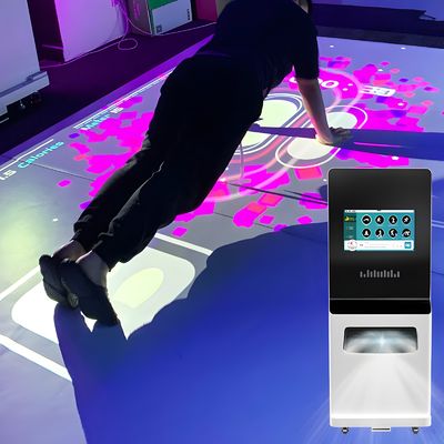 Bom preço SAIO Mobile All-in-one Projector 50 Multiplayer Jogos Desportivos Interativos Para Parque de Jogos on-line