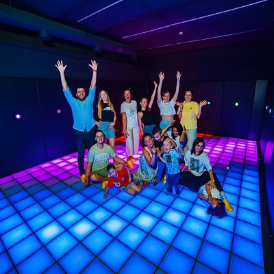Bom preço Novo jogo interativo Escape Room Led Floor Game Room on-line
