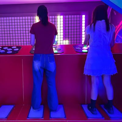 Bom preço Entretenimento Desportivo Ativar Jump Interativo Super Grid Desafio Sala de Jogos Escape on-line