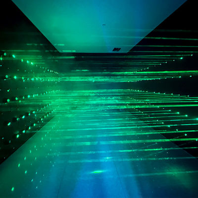 Bom preço Quarto de jogos ativo Laser Light Labyrinth Challenge Games Move Laser Dodge Game Set Equimento on-line
