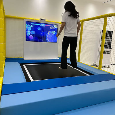 Bom preço Children's Indoor Interactive Trampoline Playground HD Screen Interact Projection Kinect Sensor Metal Interactive Jumping Sport on-line