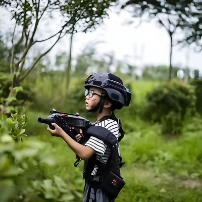 Bom preço Sistema de etiquetas laser sem fio comercial com colete de vibração para 12-30 jogadores e garantia de 24 meses on-line