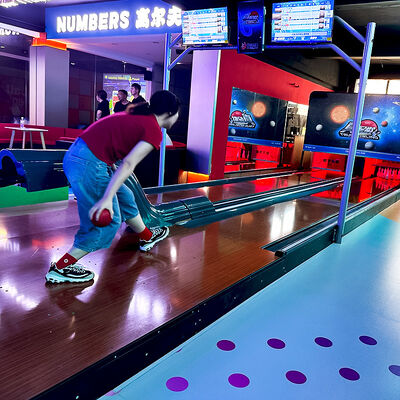 Bom preço Máquina de bowling de pista completa Premium com preço favorável para jogo de bowling interior on-line