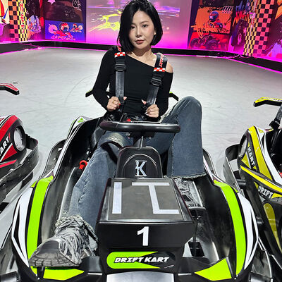 Bom preço Campo de Jogos Indoor Bumper Car Kart Jogo de Projeção Interativa Crianças Futebol Parque de diversões Multijogador Modos Competitivos Metal on-line