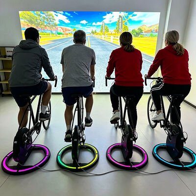 Bom preço Jogo de bicicleta interativo com 3500 lumens de brilho, 1280 * 800 resolução e 3 modos de jogo para locais esportivos on-line