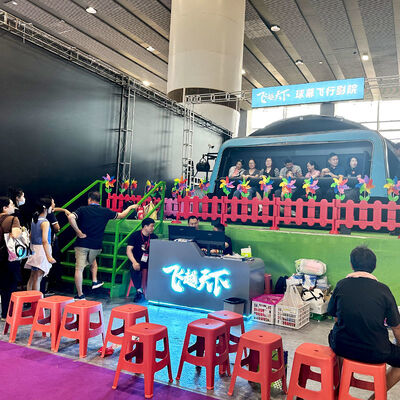 Qualidade Teatro Dome de marca com personalização de logotipo para mais de 10 passageiros com assentos móveis Fábrica