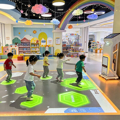 Bom preço Projetor Interativo Móvel de Piso com 4100 Lumens, Jogos Educativos de Quebra-Cabeça e Rodízios para Parques de Diversões Comerciais Internos on-line