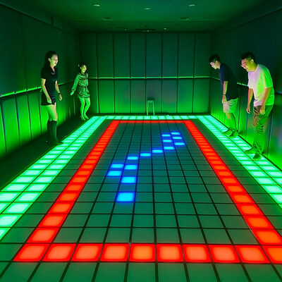 Bom preço Garantia de 2 anos Piso LED Interativo com mais de 280 Níveis de Jogo e Layout Modular de 100-900 Peças para Piso de Jogo LED on-line