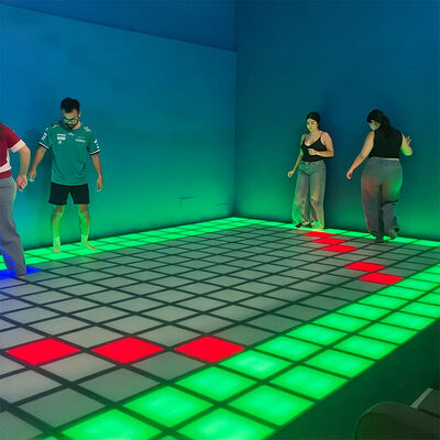 Bom preço Piso LED Interativo com mais de 280 Níveis de Jogo e LED RGB, Piso de Jogo LED Modular de 100-900 Ladrilhos para Zonas de Fãs de F1 e Eventos Especiais on-line